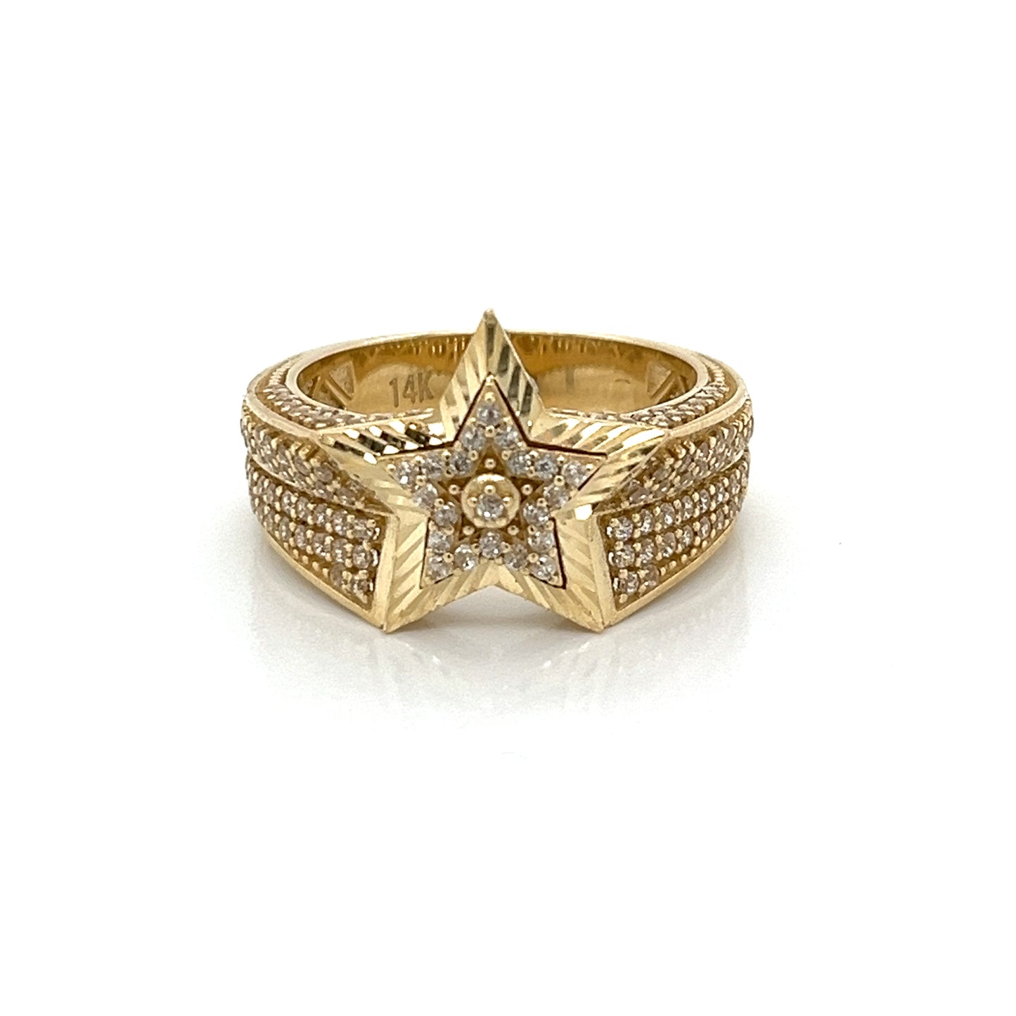 Anillo De Estrella 3D De Oro De 14 Quilates Con Circonita