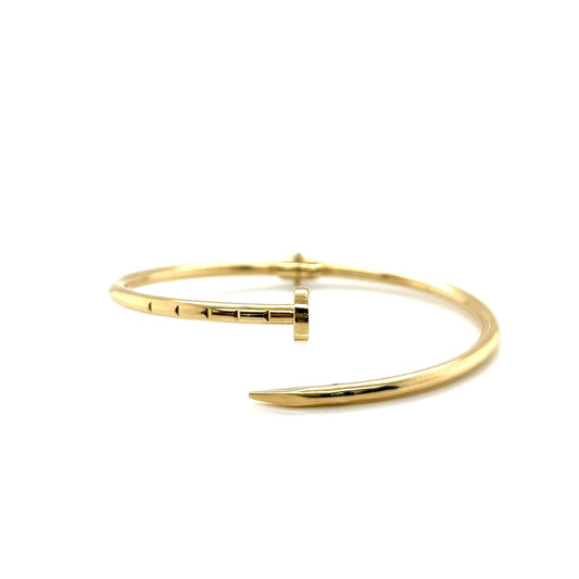 Brazalete de uñas de oro de 14 quilates