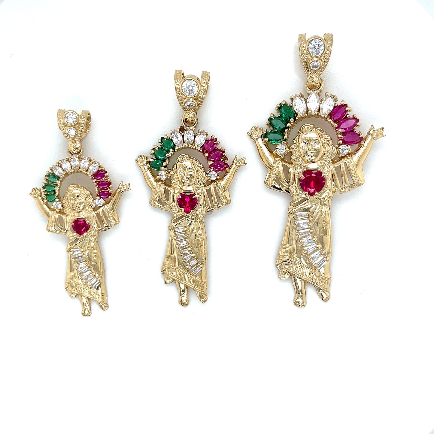 Ángel de oro de 14 quilates con colgante de circonitas de colores