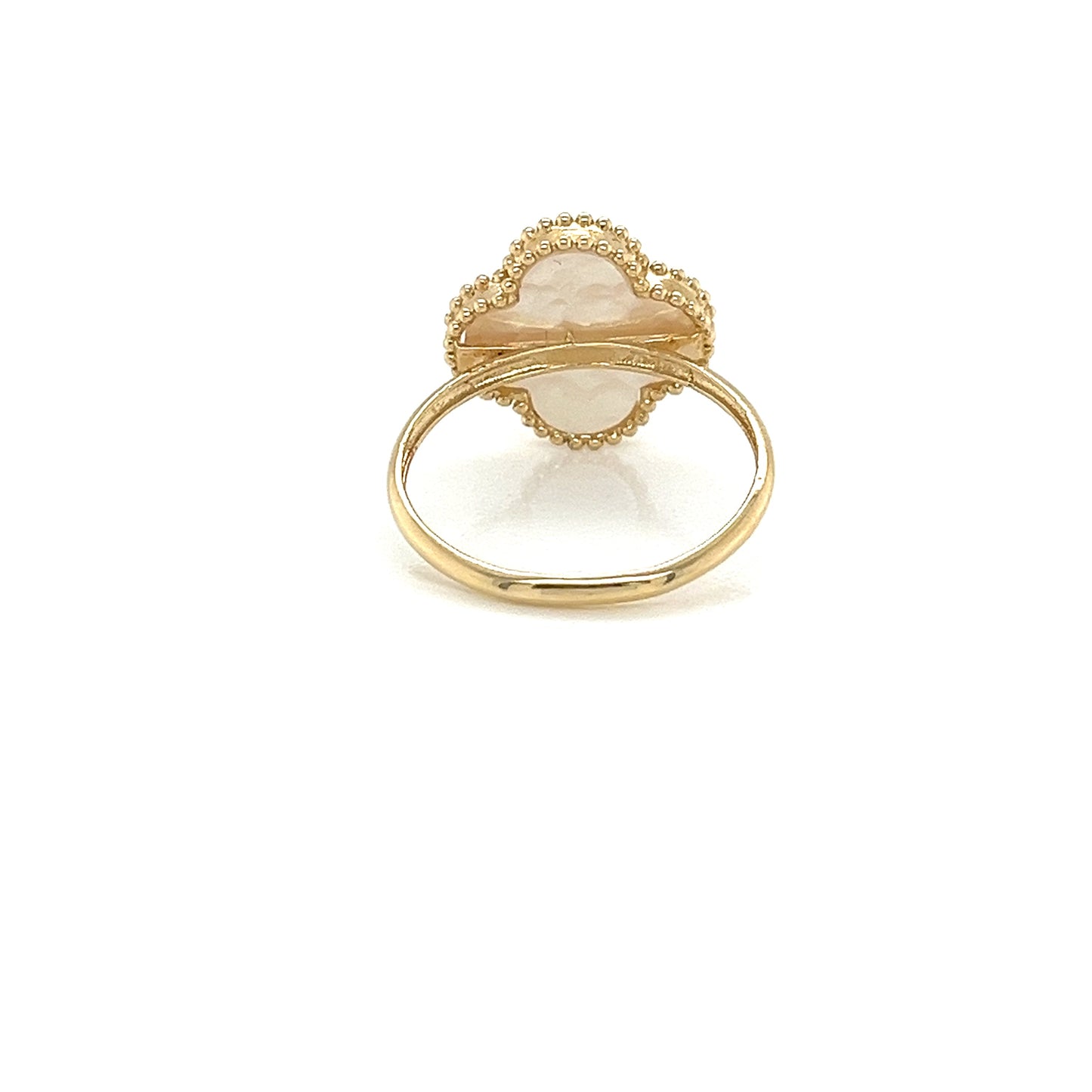 Anillo de trébol de madreperla de oro de 14 quilates