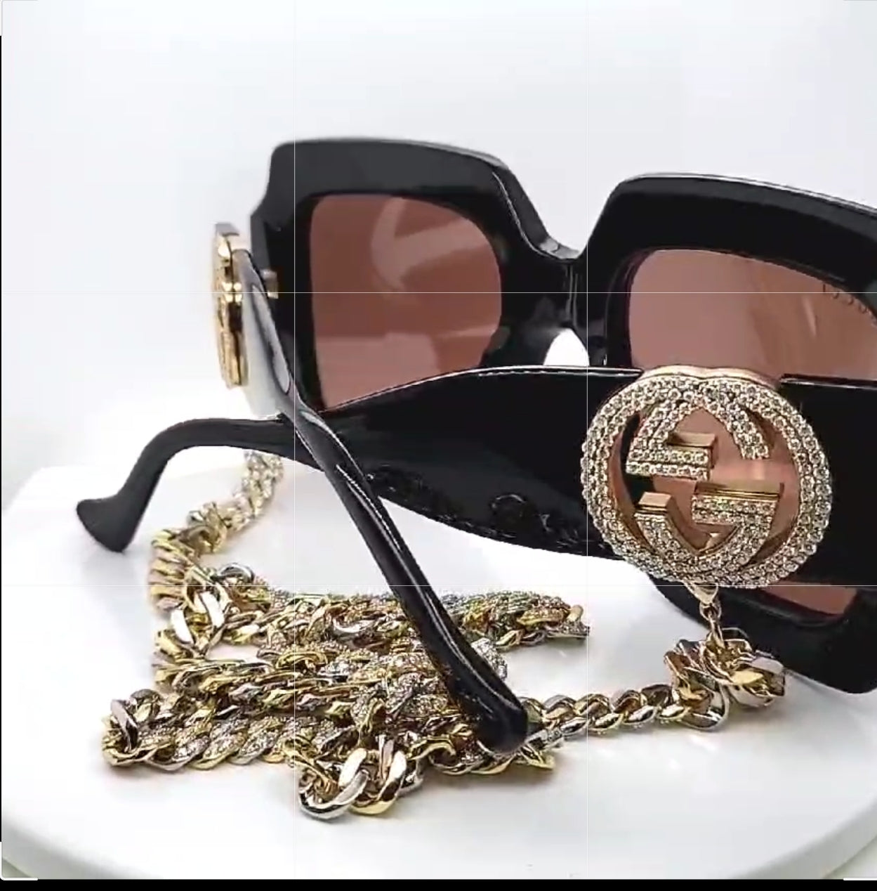 Gucci Moissanite Sunglasses with a dainty Cuban two tones chain