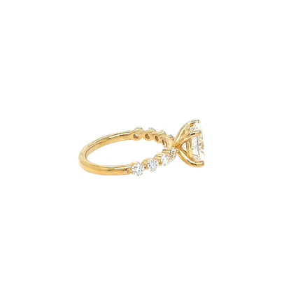 Custom Design Jewelry Engangment 2.3ct Oval Main Lab-Created Moissanite Ladies 14k Gold Ring