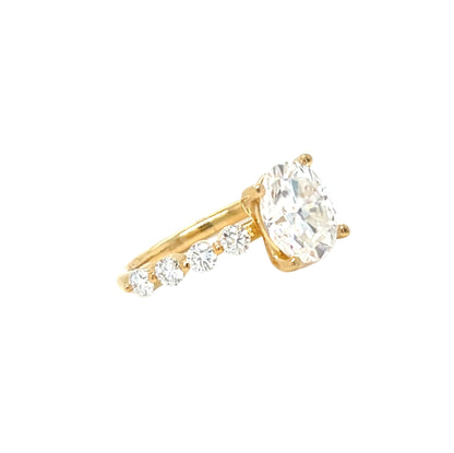 Custom Design Jewelry Engangment 2.3ct Oval Main Lab-Created Moissanite Ladies 14k Gold Ring
