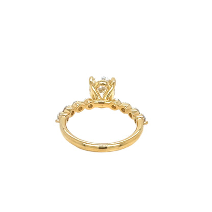 Custom Design Jewelry Engangment 2.3ct Oval Main Lab-Created Moissanite Ladies 14k Gold Ring