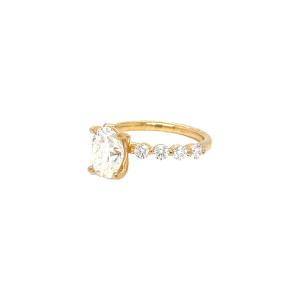 Custom Design Jewelry Engangment 2.3ct Oval Main Lab-Created Moissanite Ladies 14k Gold Ring