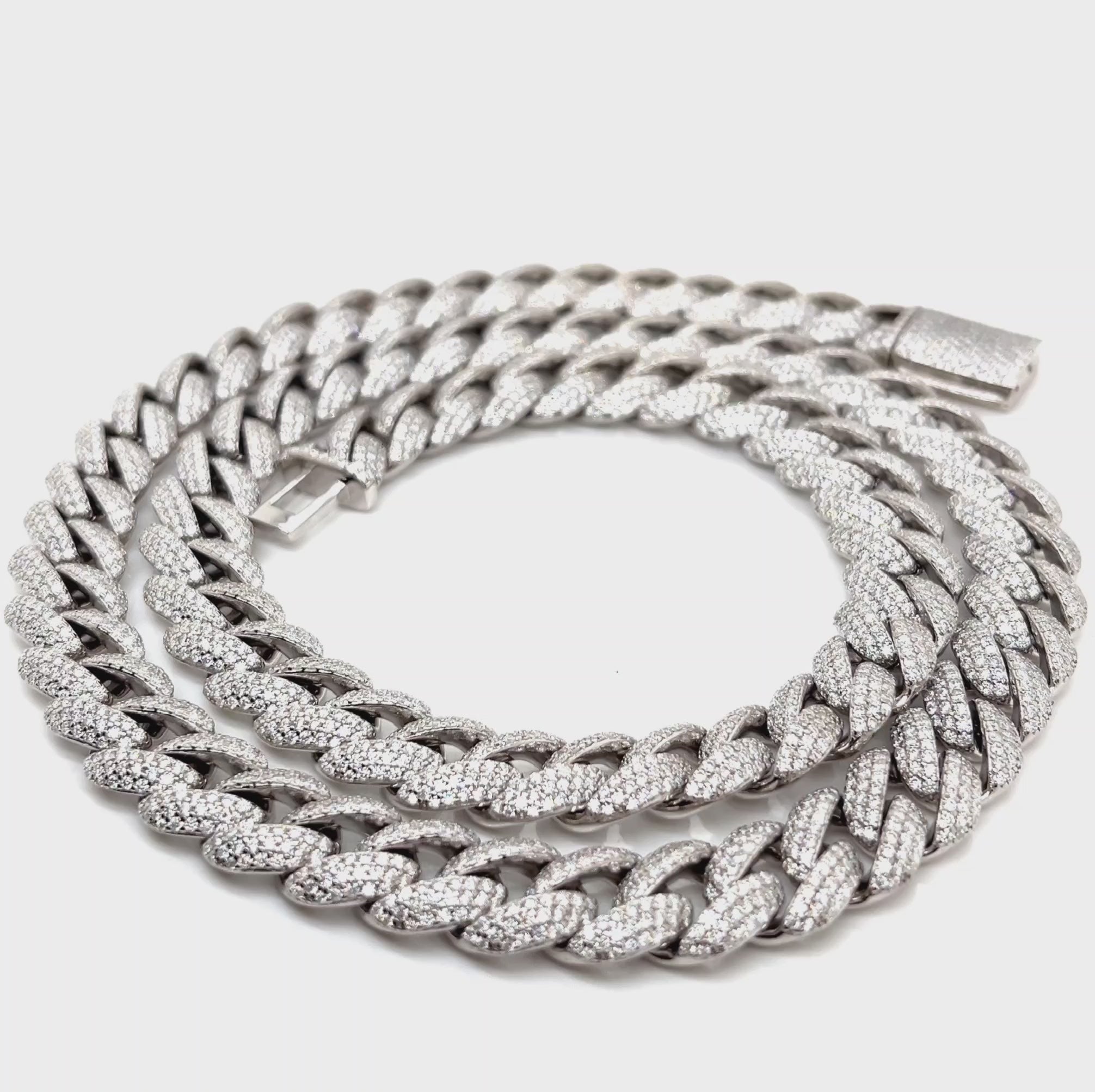 Video of the Miami Necklace, 925 sterling silver with lab-grown moissanite
