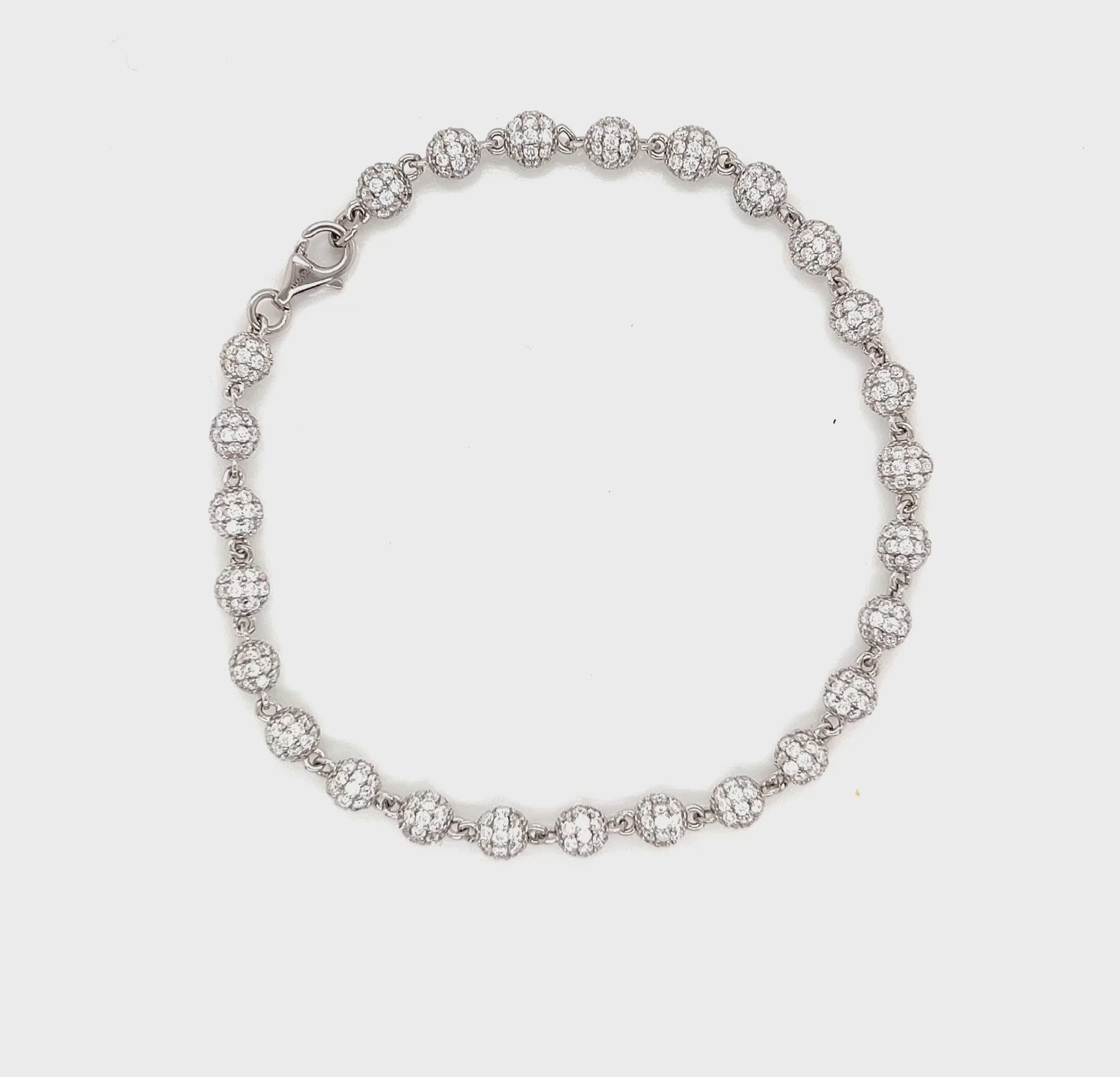 Video of the Sphere Bracelet, 925 sterling silver with lab-grown moissanite