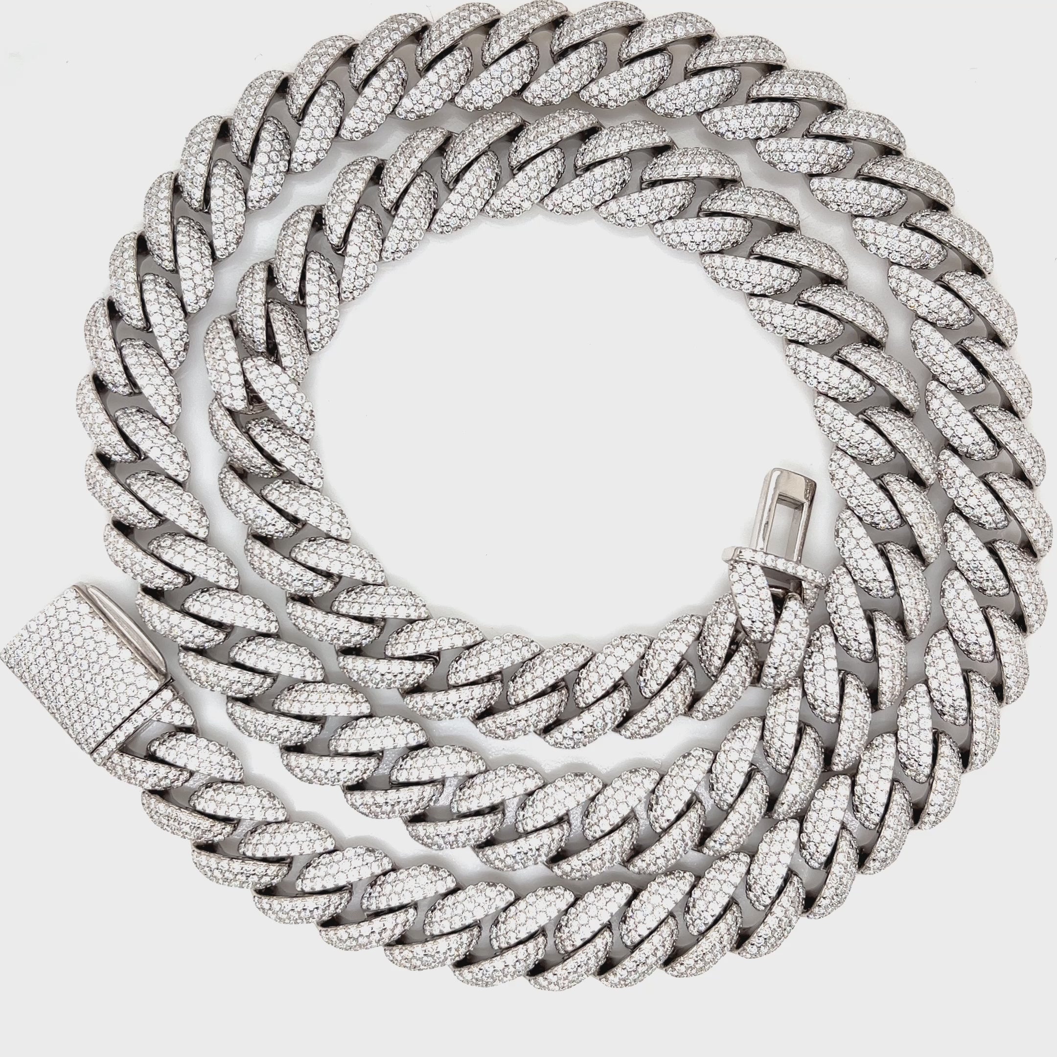 Video of the Miami Necklace, 925 sterling silver with lab-grown moissanite
