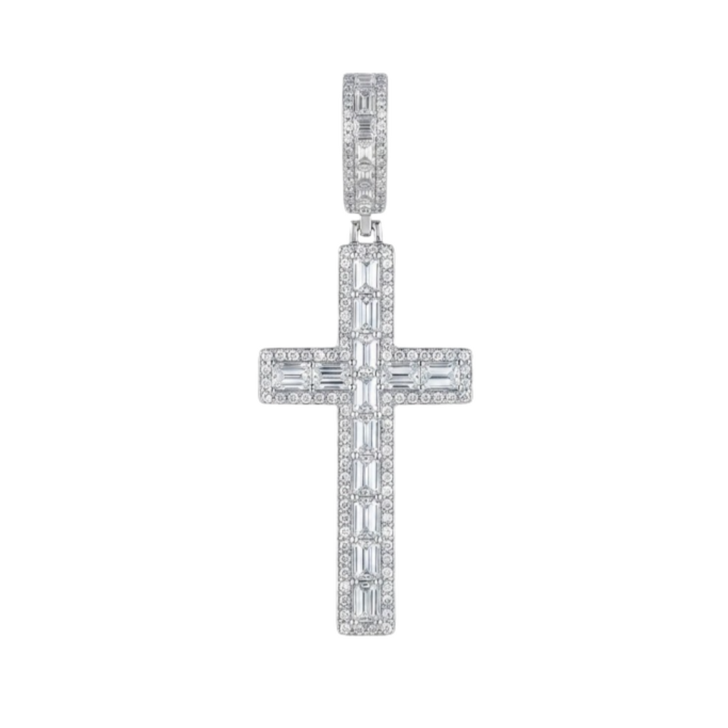 Cross Pendant in 925 sterling silver with lab-grown moissanite
