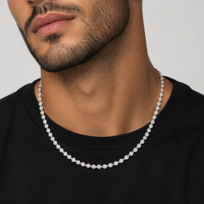 Sphere Necklace in 925 sterling silver with lab-grown moissanite, view 2